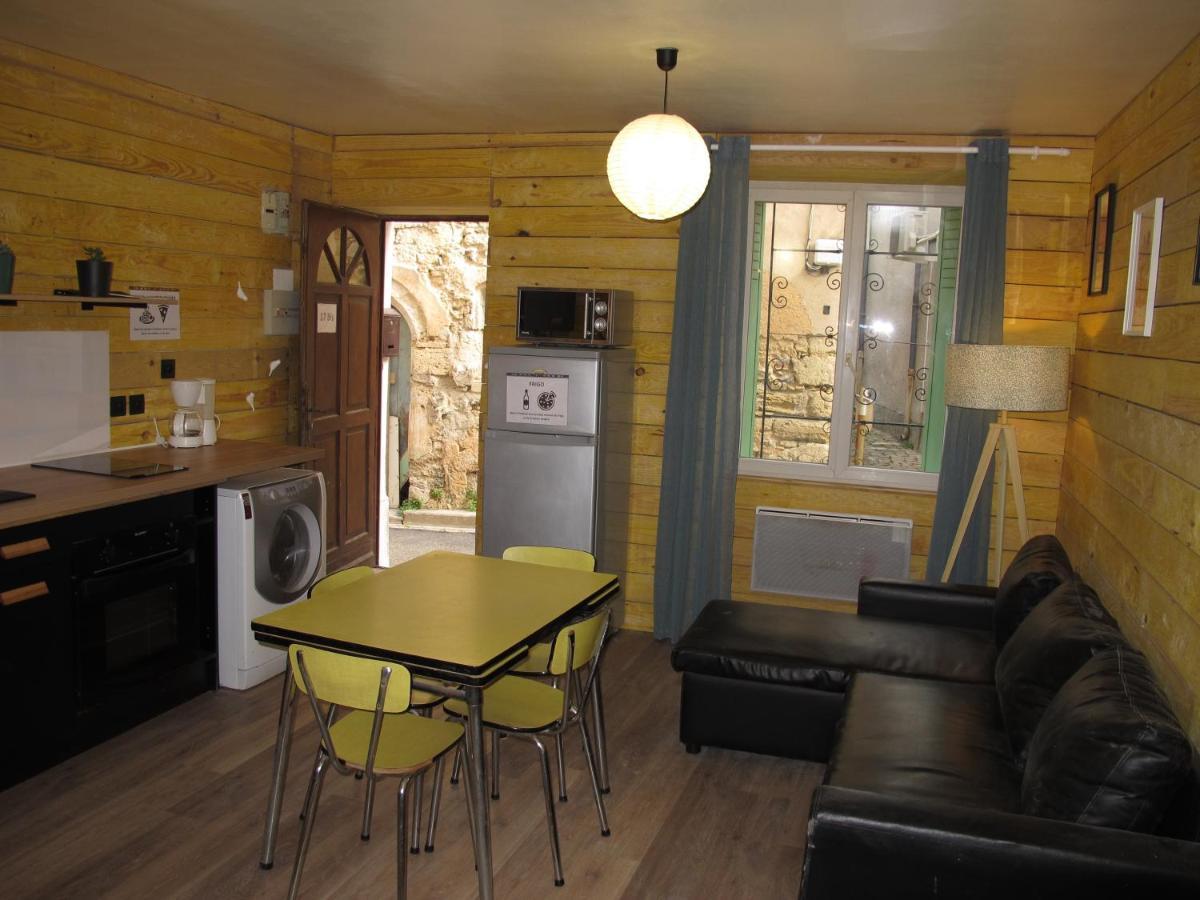 Appartement T1 Bis Cosy Avec Patio 17 Bis Tourbes Exterior photo